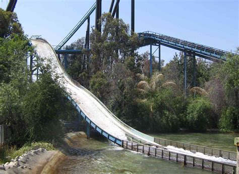 Tidal Wave at Six Flags Magic Mountain: A Thrilling Water Coaster Experience